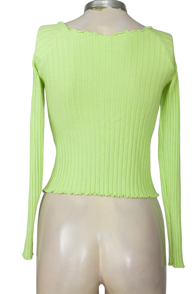 Sweater color Verde - Closeando
