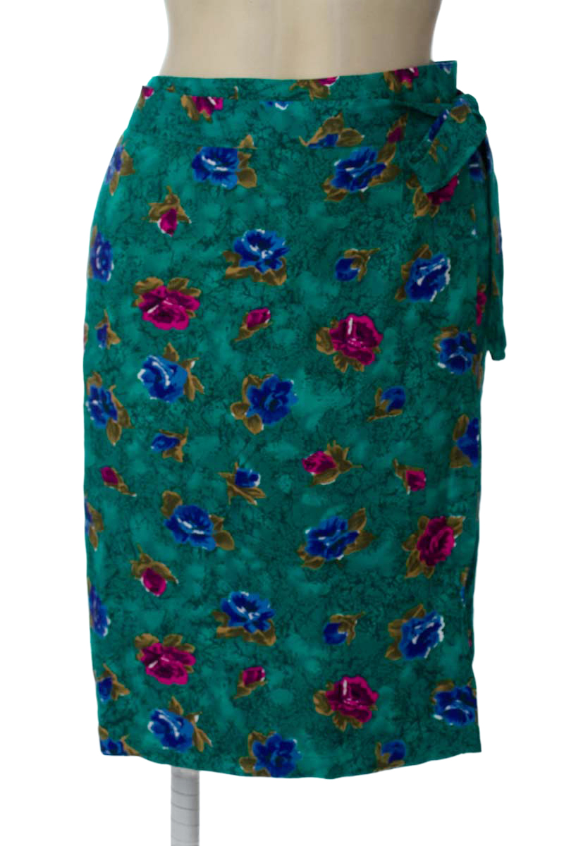 Falda color Verde - Closeando