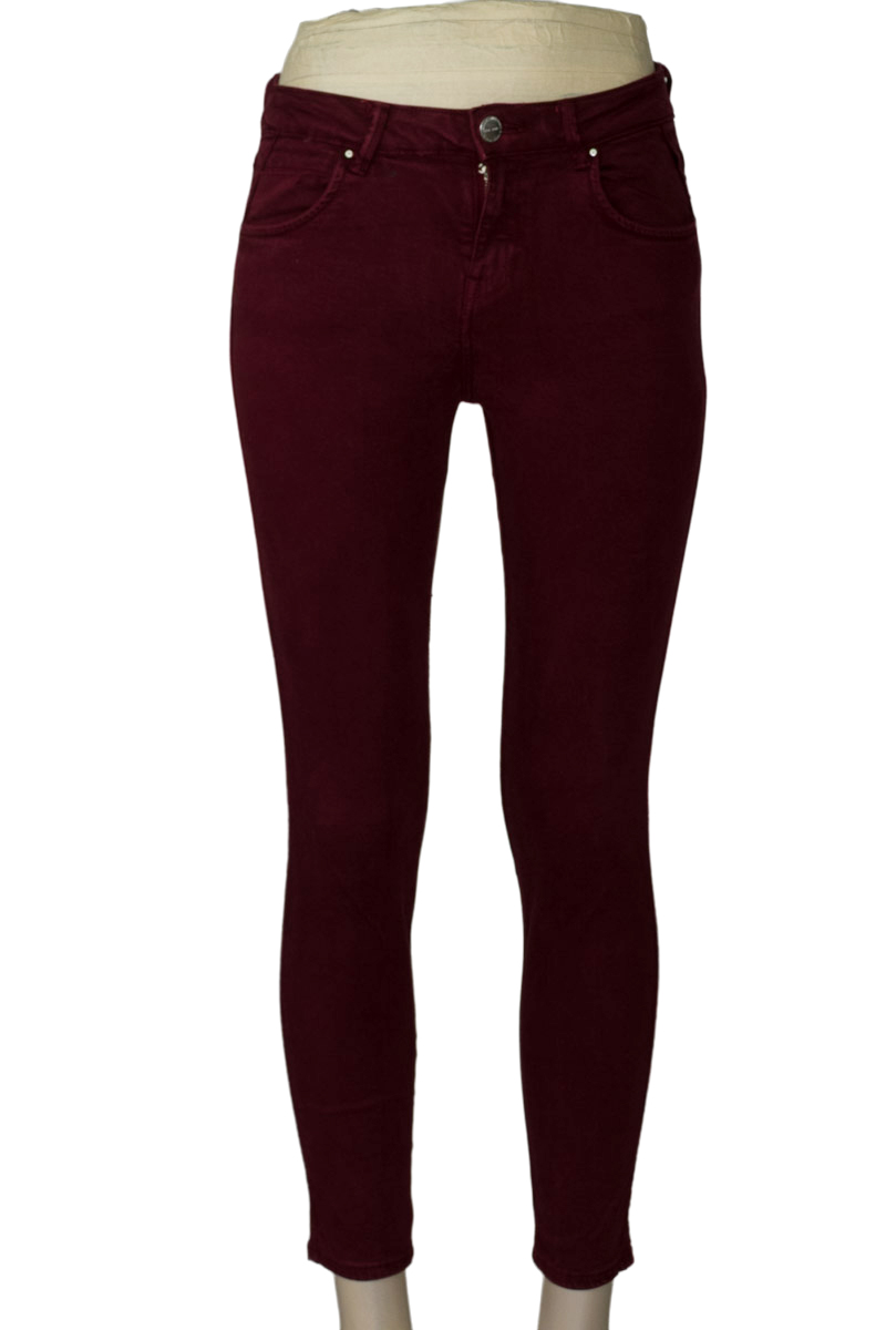 Pantalones color Vinotinto - Bershka