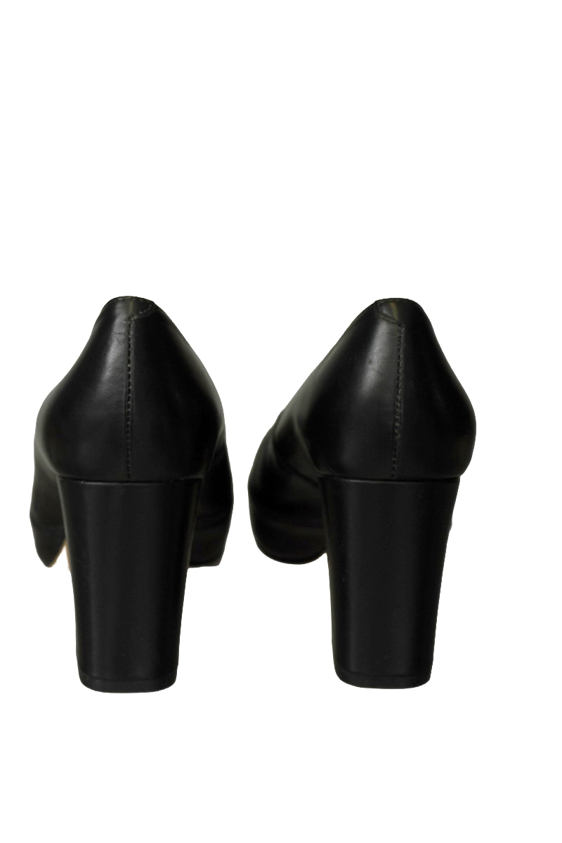 Zapatos color Negro - Unisa