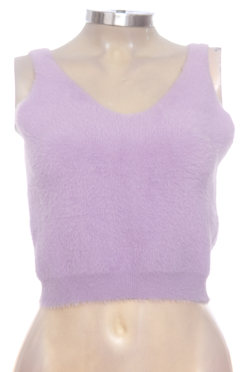 Top / Camiseta color Morado - Closeando