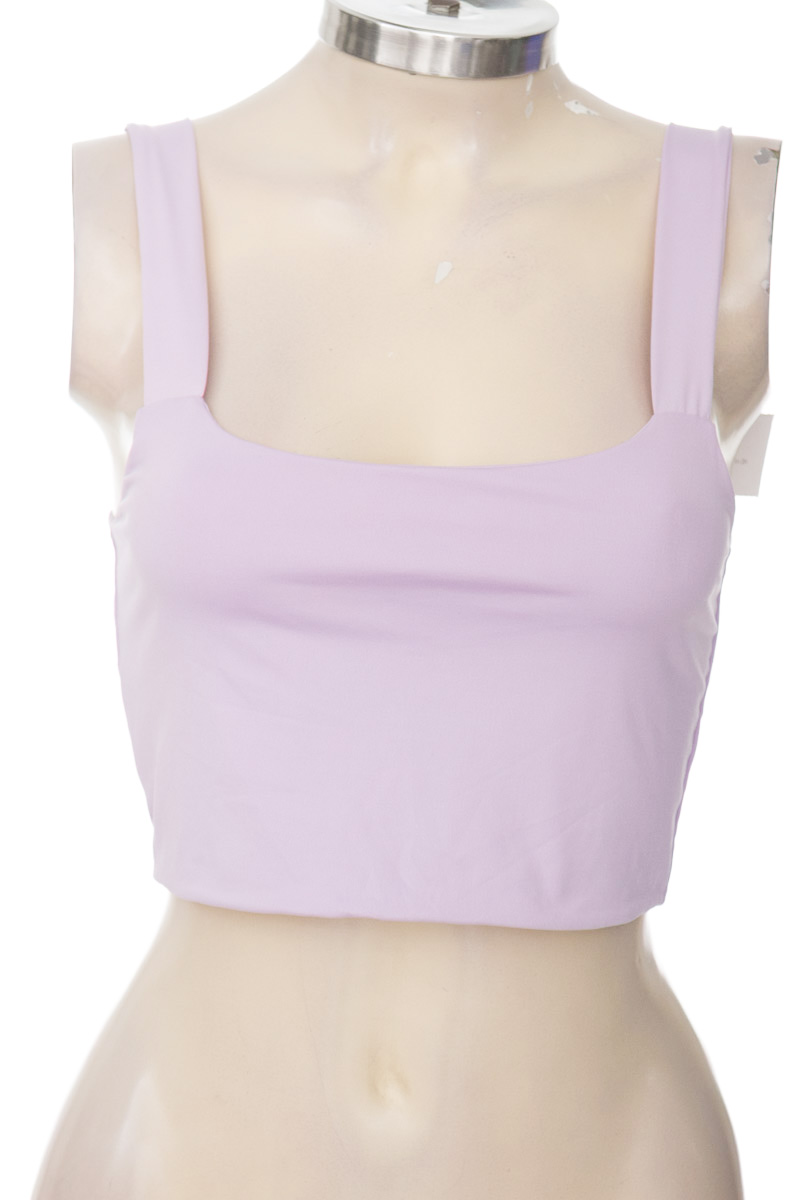 Top / Camiseta color Morado - Closeando