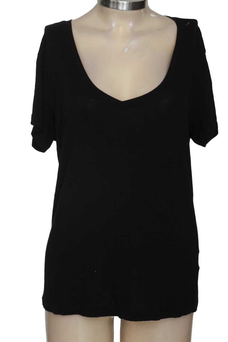 Top / Camiseta color Negro - Tennis
