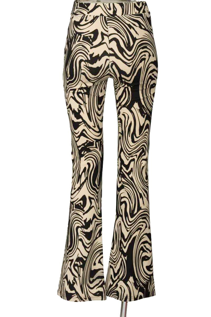Pantalones color Beige - Stradivarius