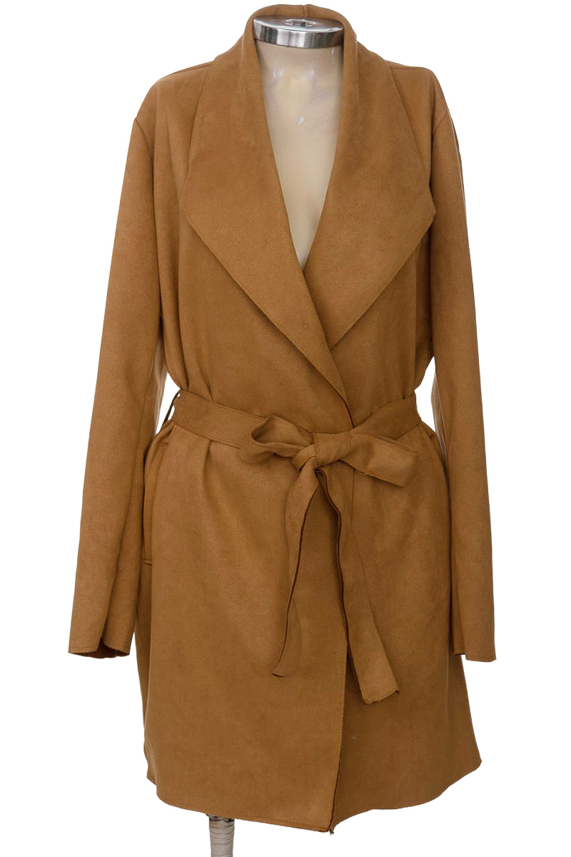 Chaqueta / Abrigo color Beige - PATPRIMO