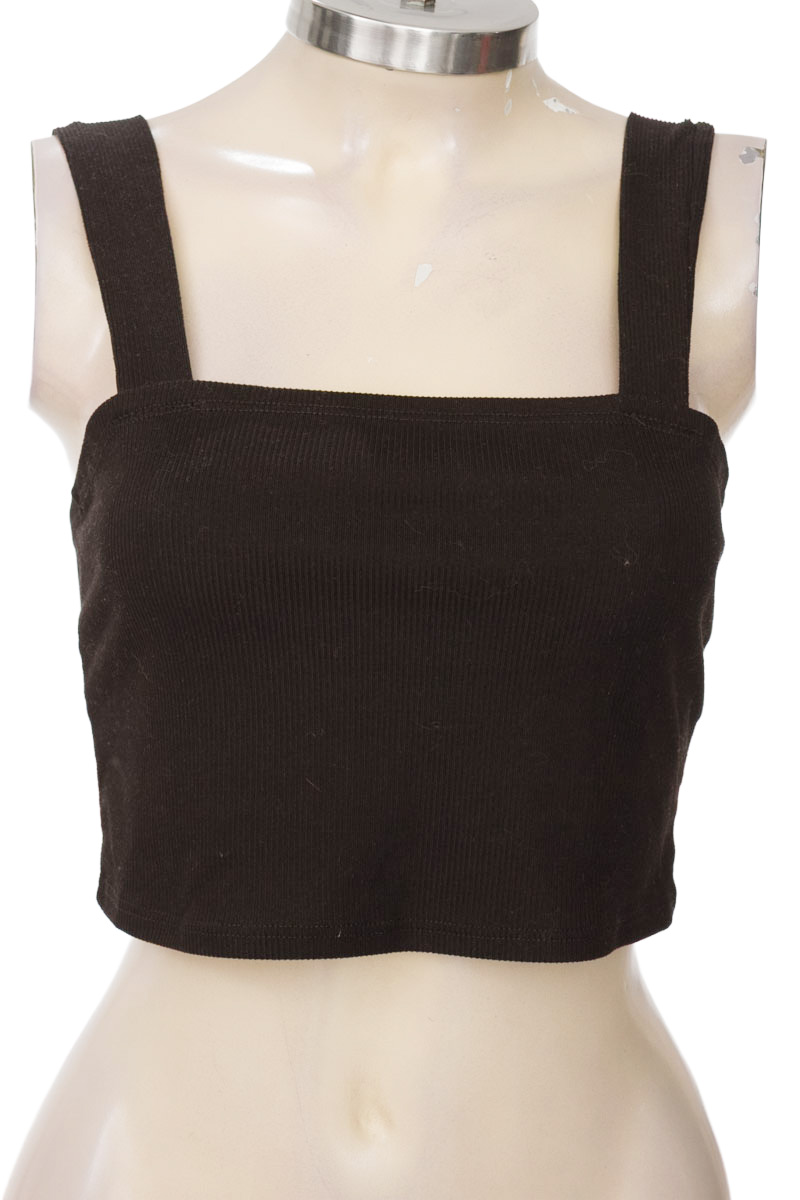 Top / Camiseta color Negro - Carmel