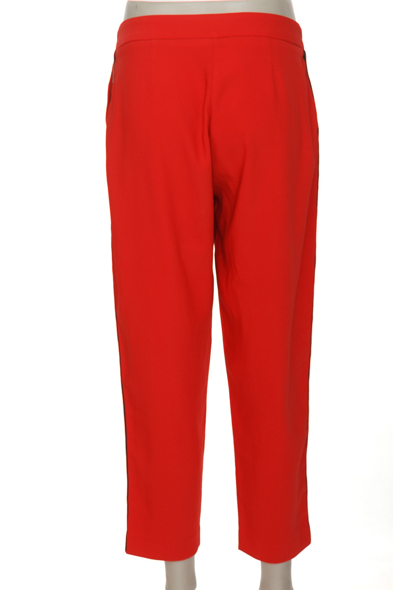Pantalones color Rojo - Studio F