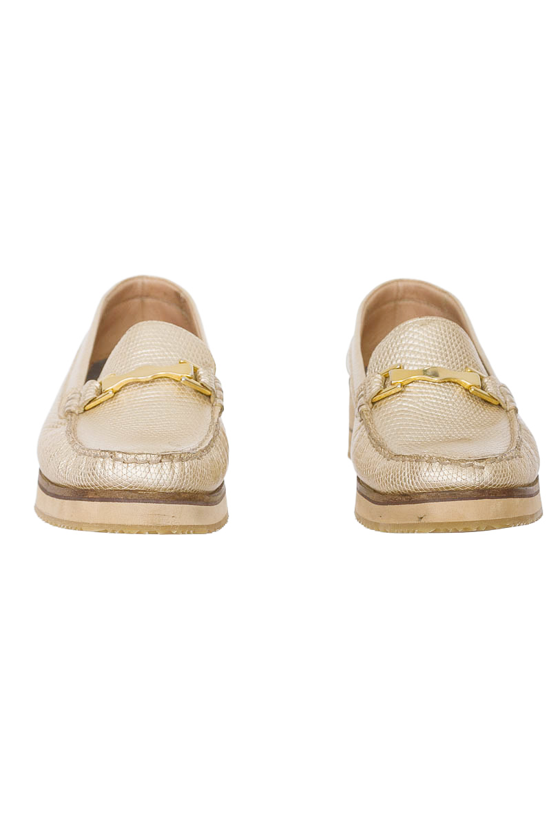 Zapatos color Dorado - Closeando