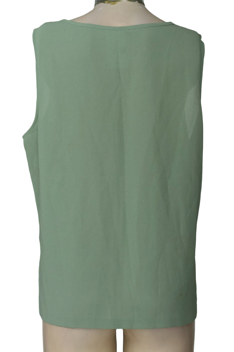 Top / Camiseta color Verde - Closeando