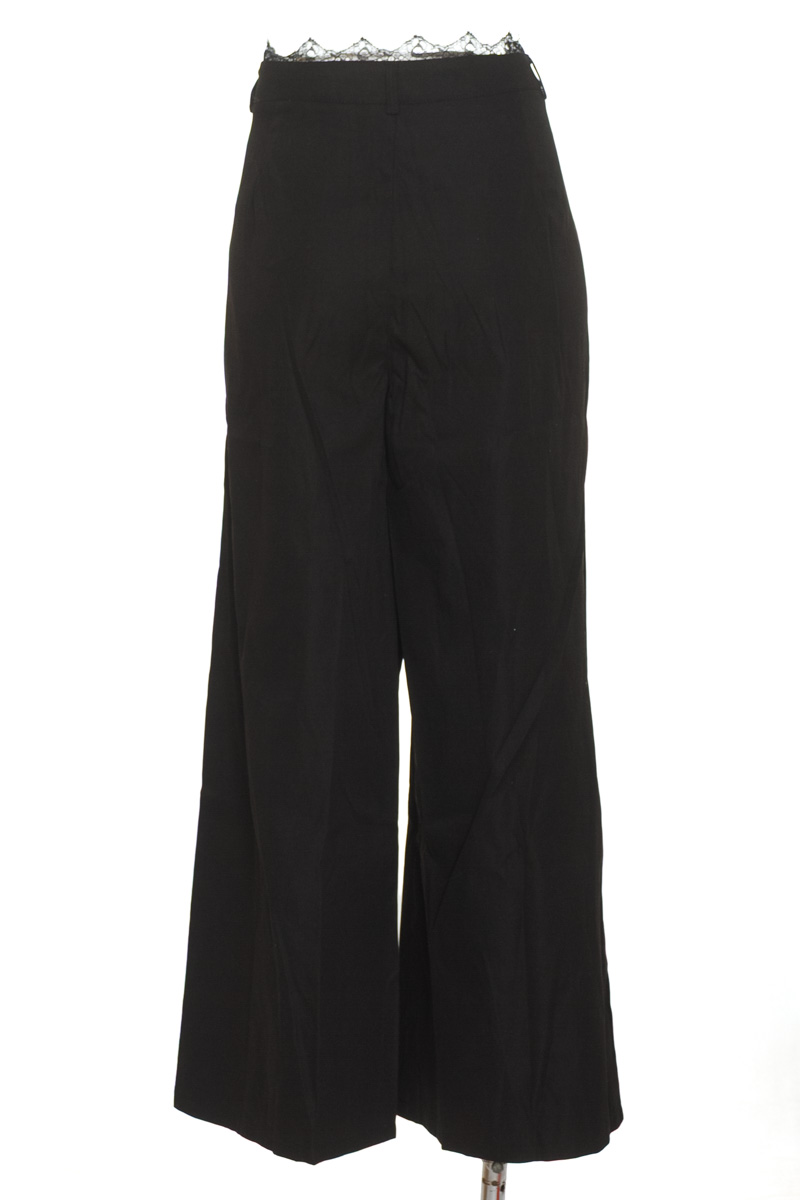 Pantalones color Negro - Closeando