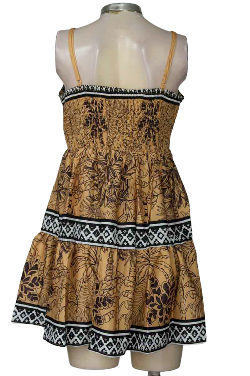 Vestido / Enterizo color Café - Closeando