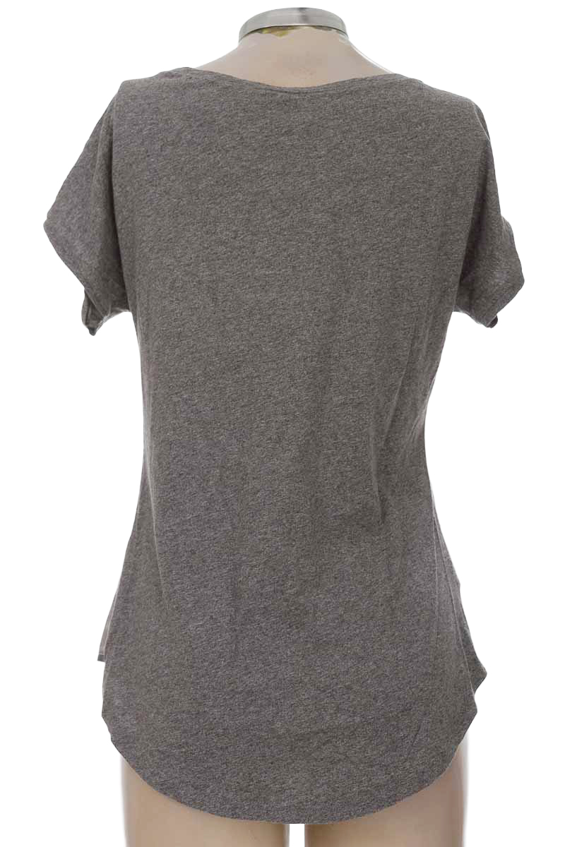 Top / Camiseta color Gris - Gef