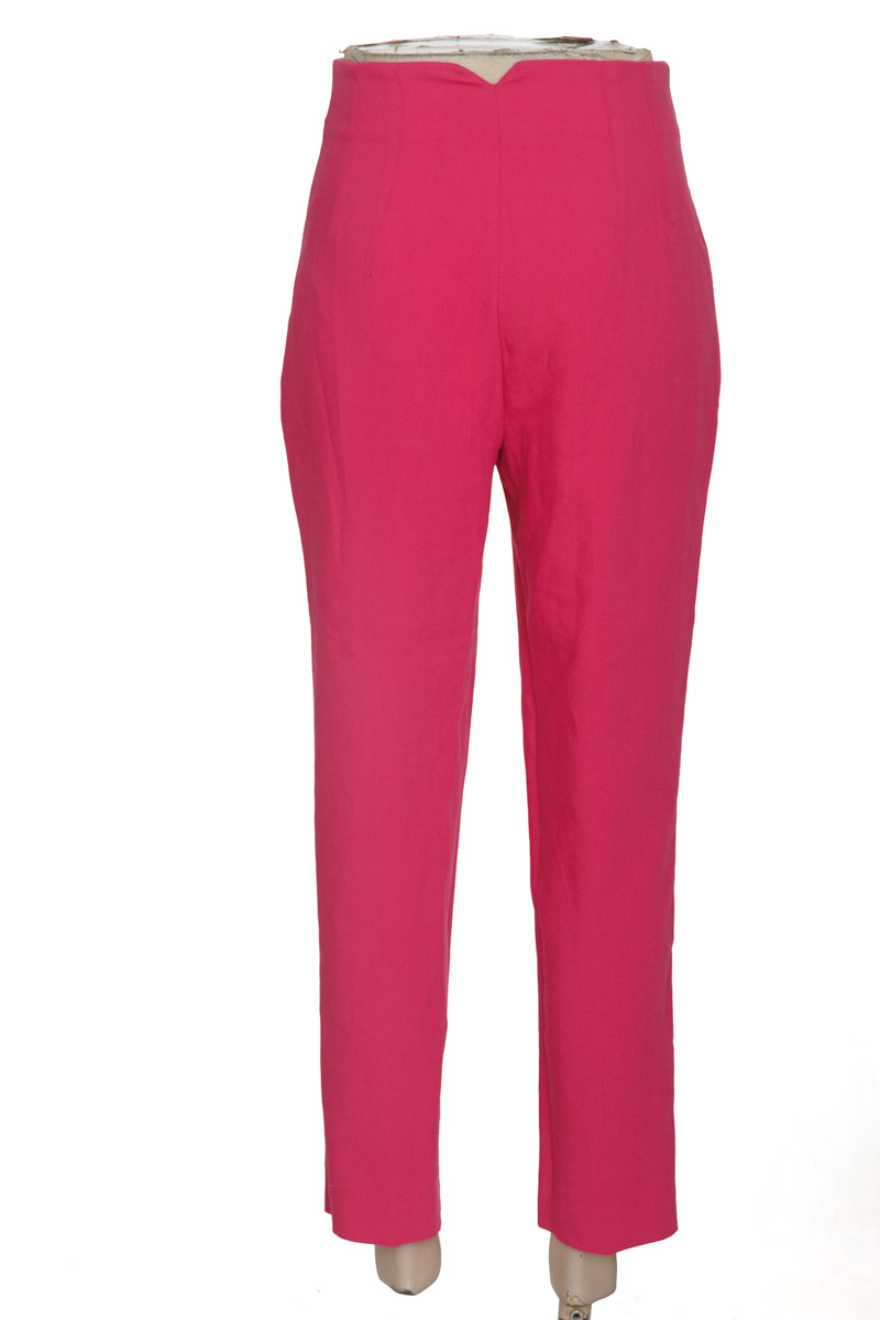Pantalones color Fucsia - Zara