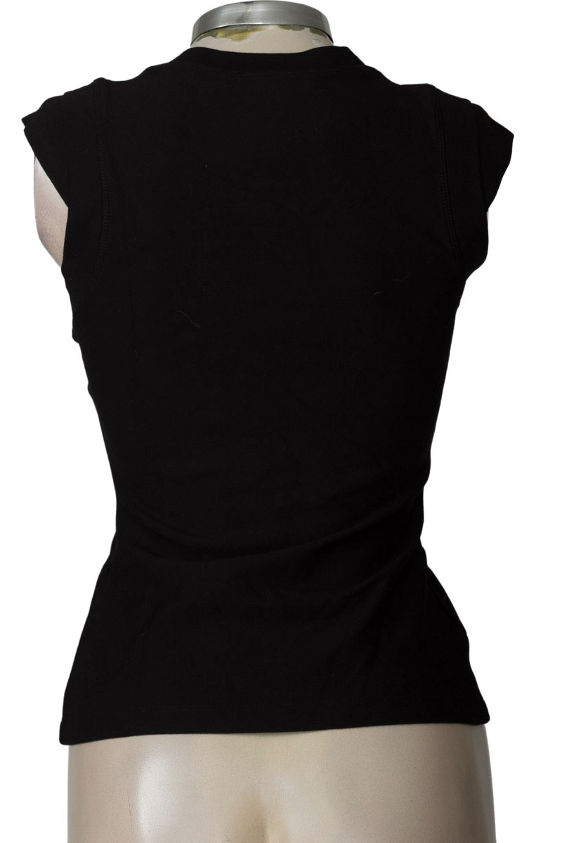 Top / Camiseta color Negro - ELA