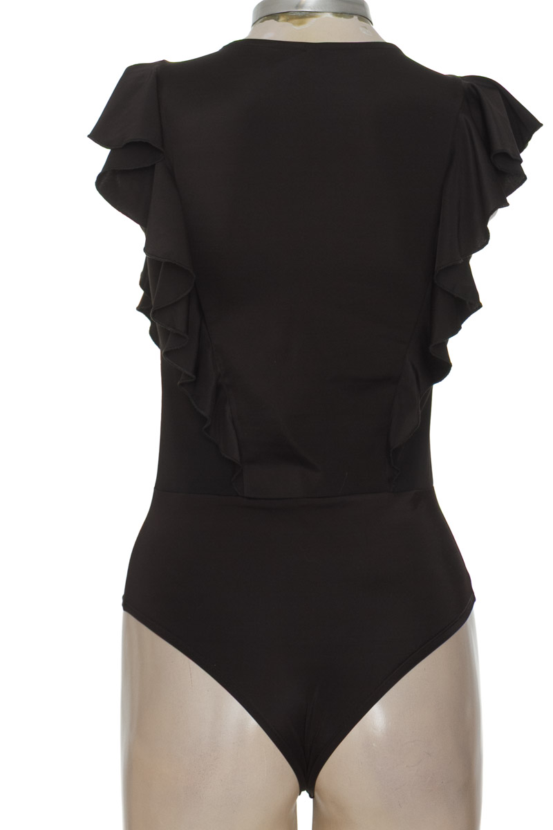 Top / Camiseta color Negro - Sybilla