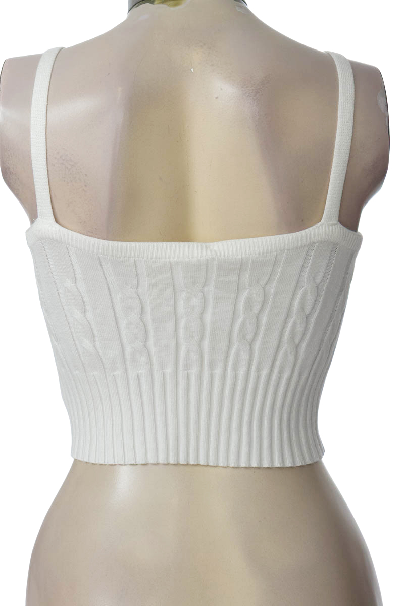 Top / Camiseta color Blanco - Closeando