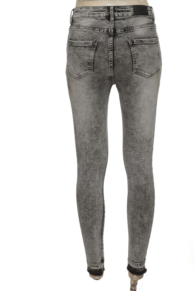 Pantalones color Gris - Selina