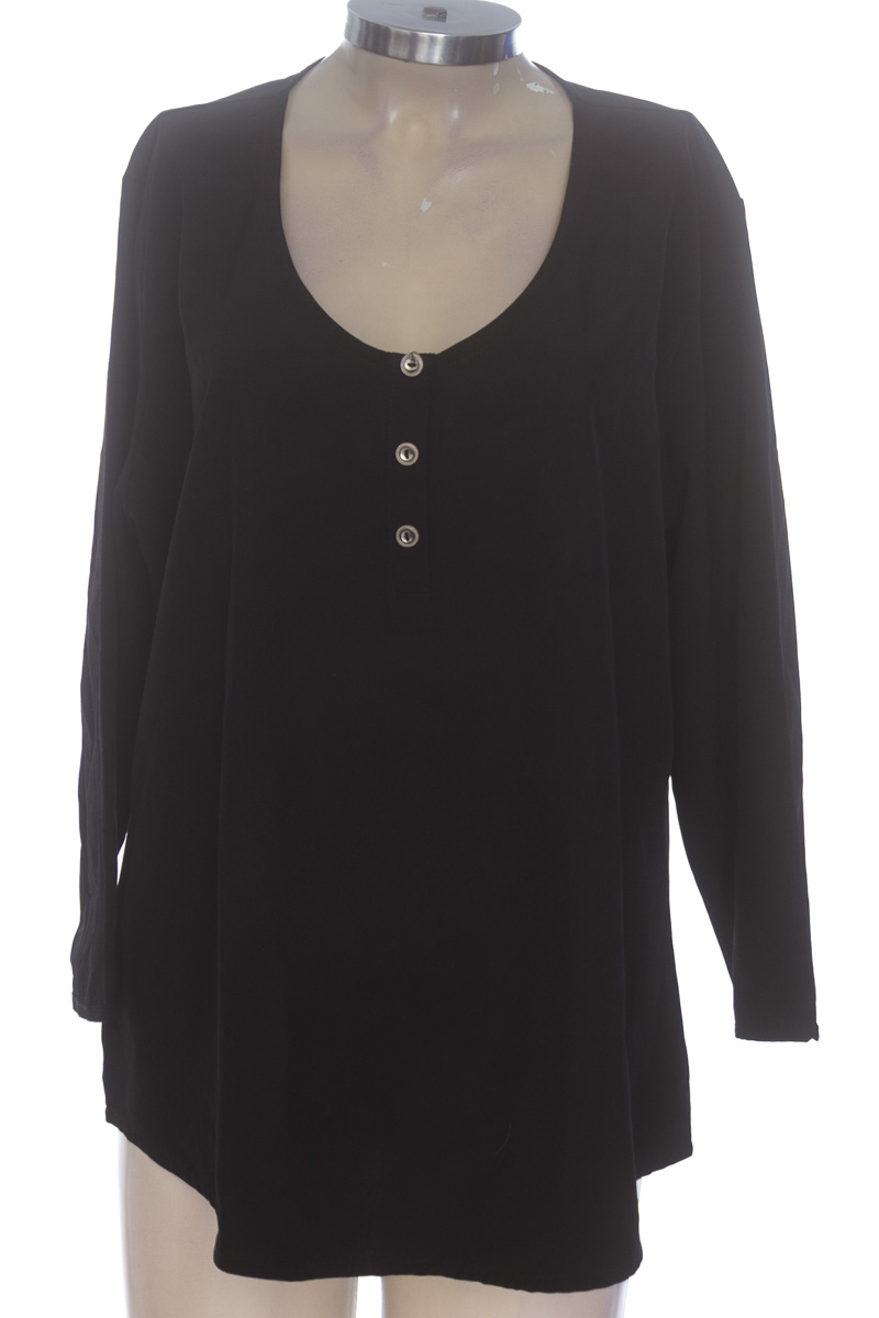 Blusa color Negro - Closeando