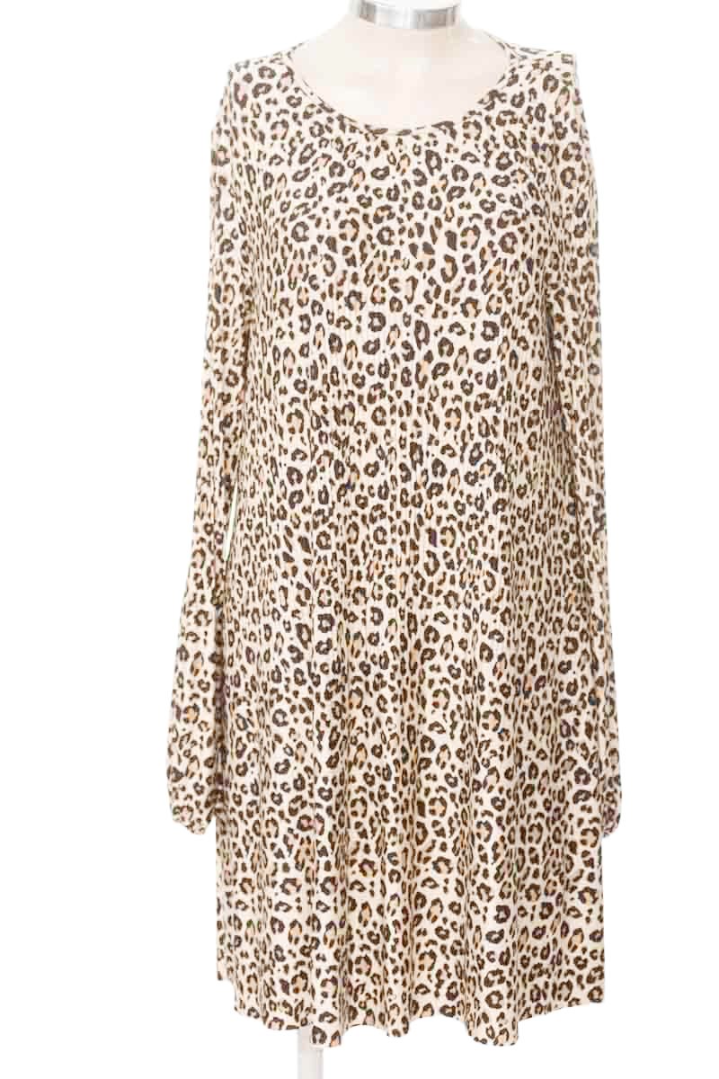 Vestido / Enterizo color Beige - Stradivarius