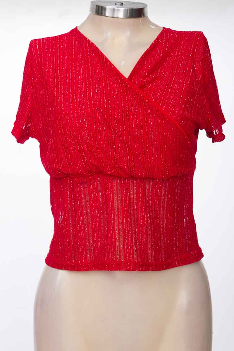 Top / Camiseta color Rojo - MP Marketing Personal