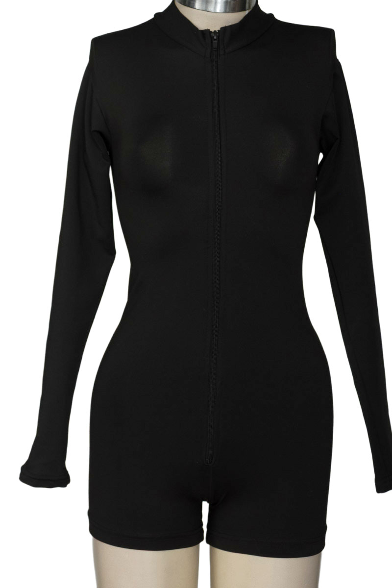 Ropa Deportiva / Salida de Baño color Negro - Closeando
