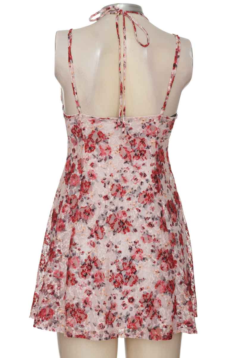 Vestido / Enterizo color Rosado - Forever 21