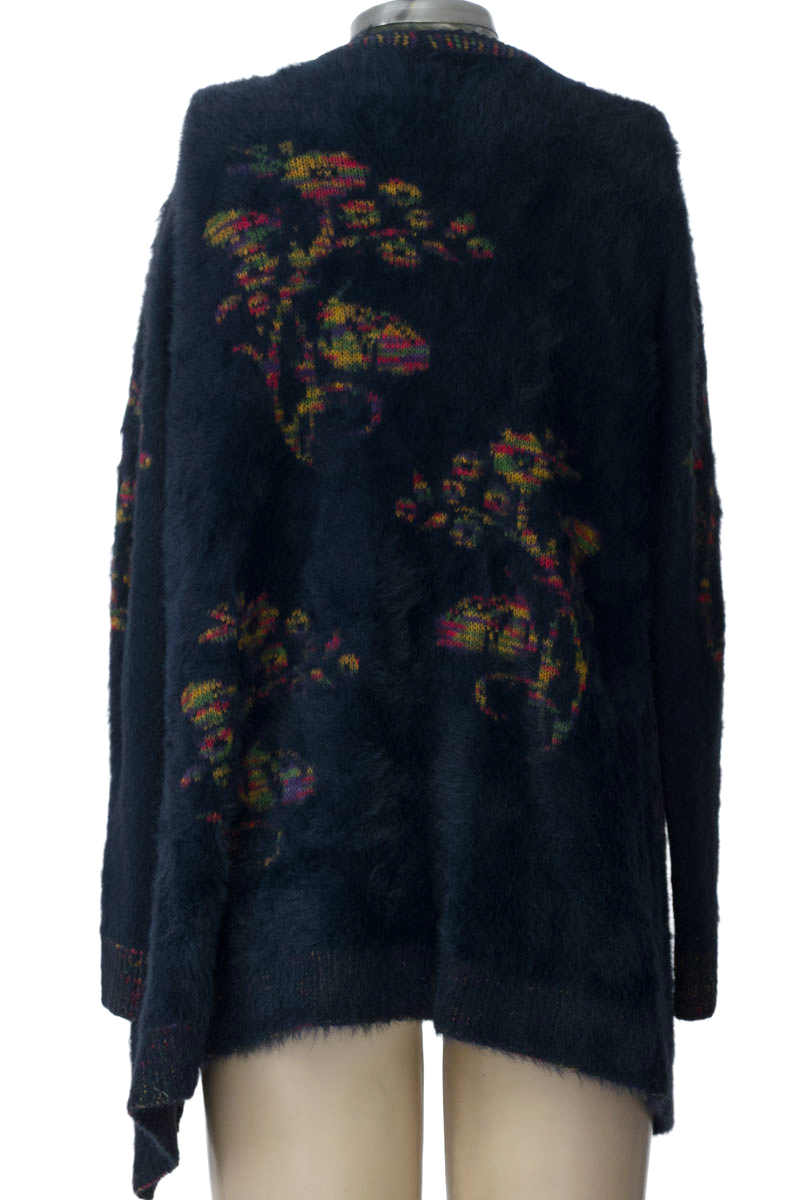 Sweater color Azul - Closeando