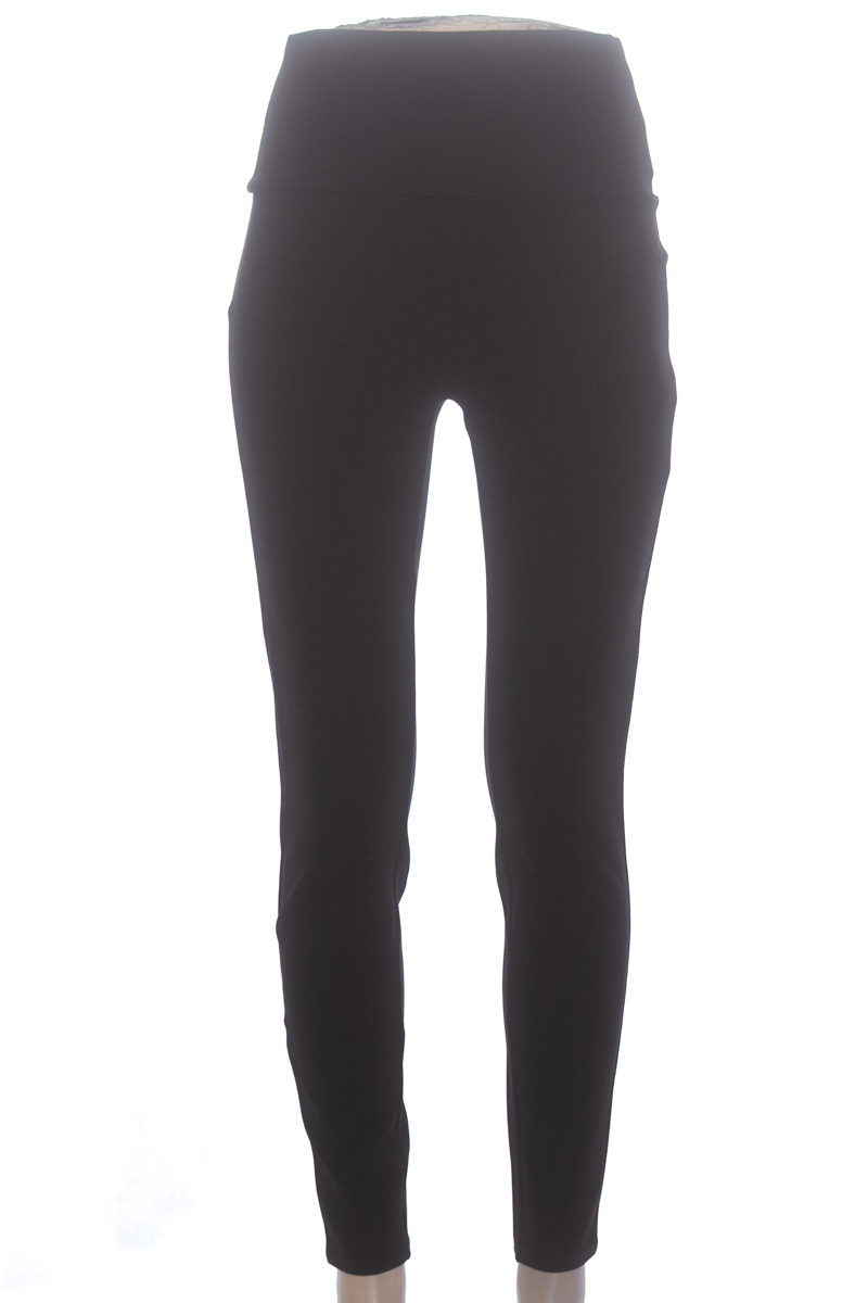Pantalones color Negro - Lumiére