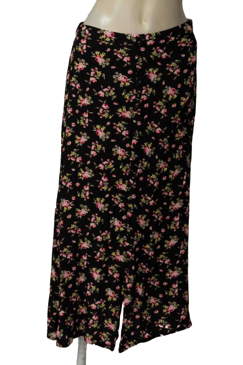 Falda color Negro - Stradivarius