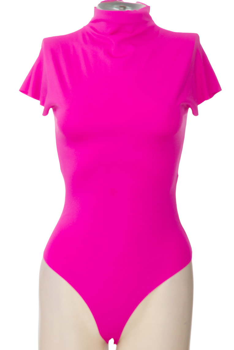 Top / Camiseta color Fucsia - Zara