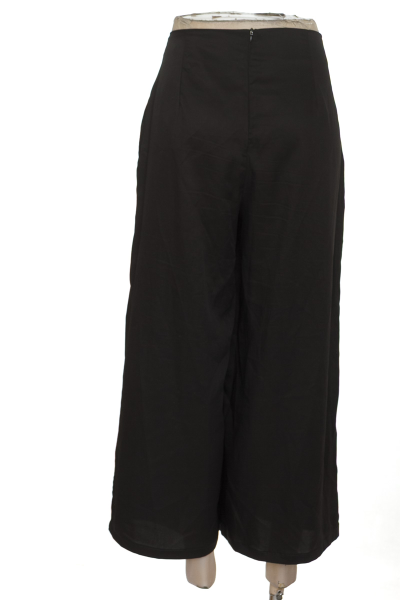 Pantalones color Negro - Follow me 
