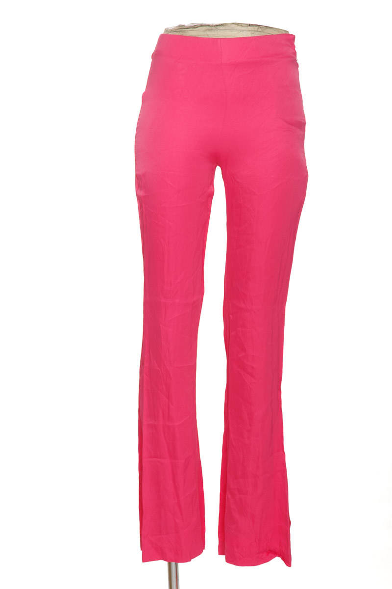 Pantalones color Fucsia - Zara