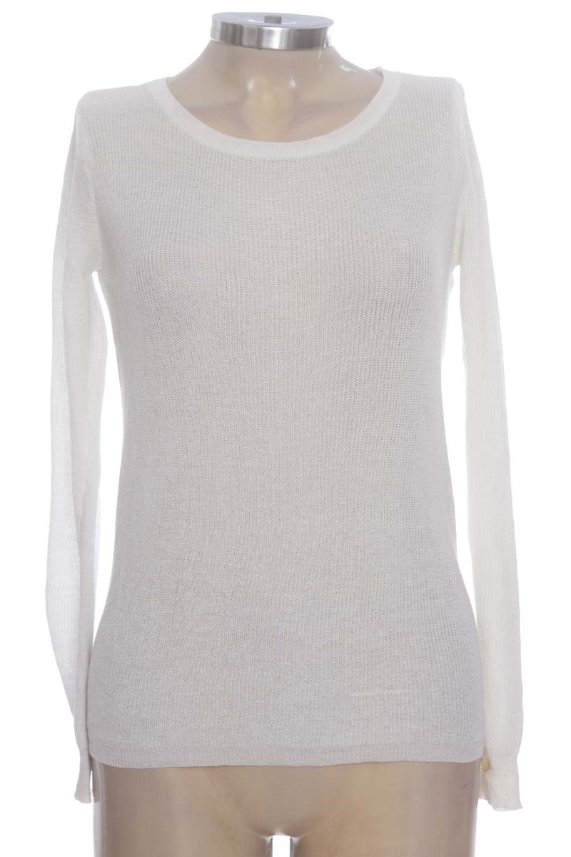 Sweater color Blanco - Closeando