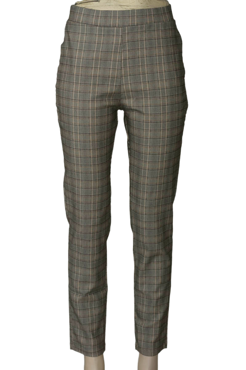 Pantalones color Gris - Closeando