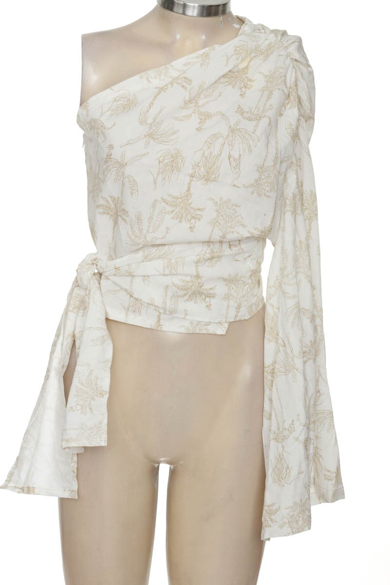 Blusa color Blanco - Closeando