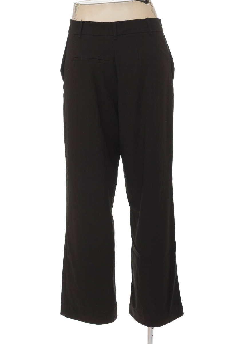 Pantalones color Negro - MNG