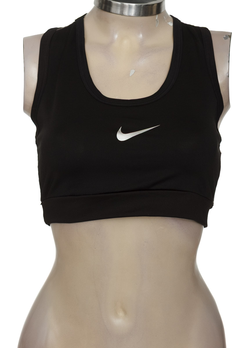 Ropa Deportiva / Salida de Baño color Negro - Nike