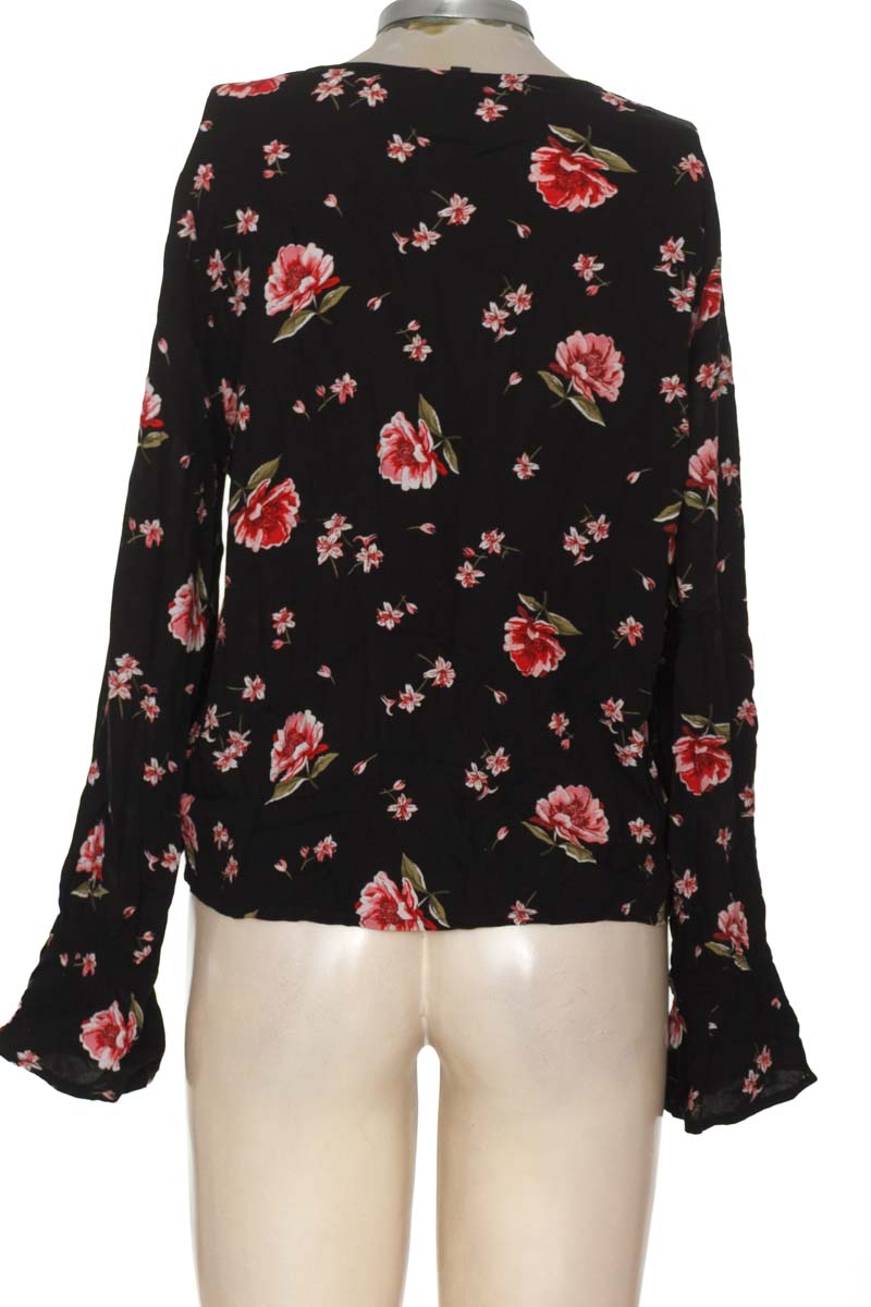 Blusa color Negro - Divided by H&M