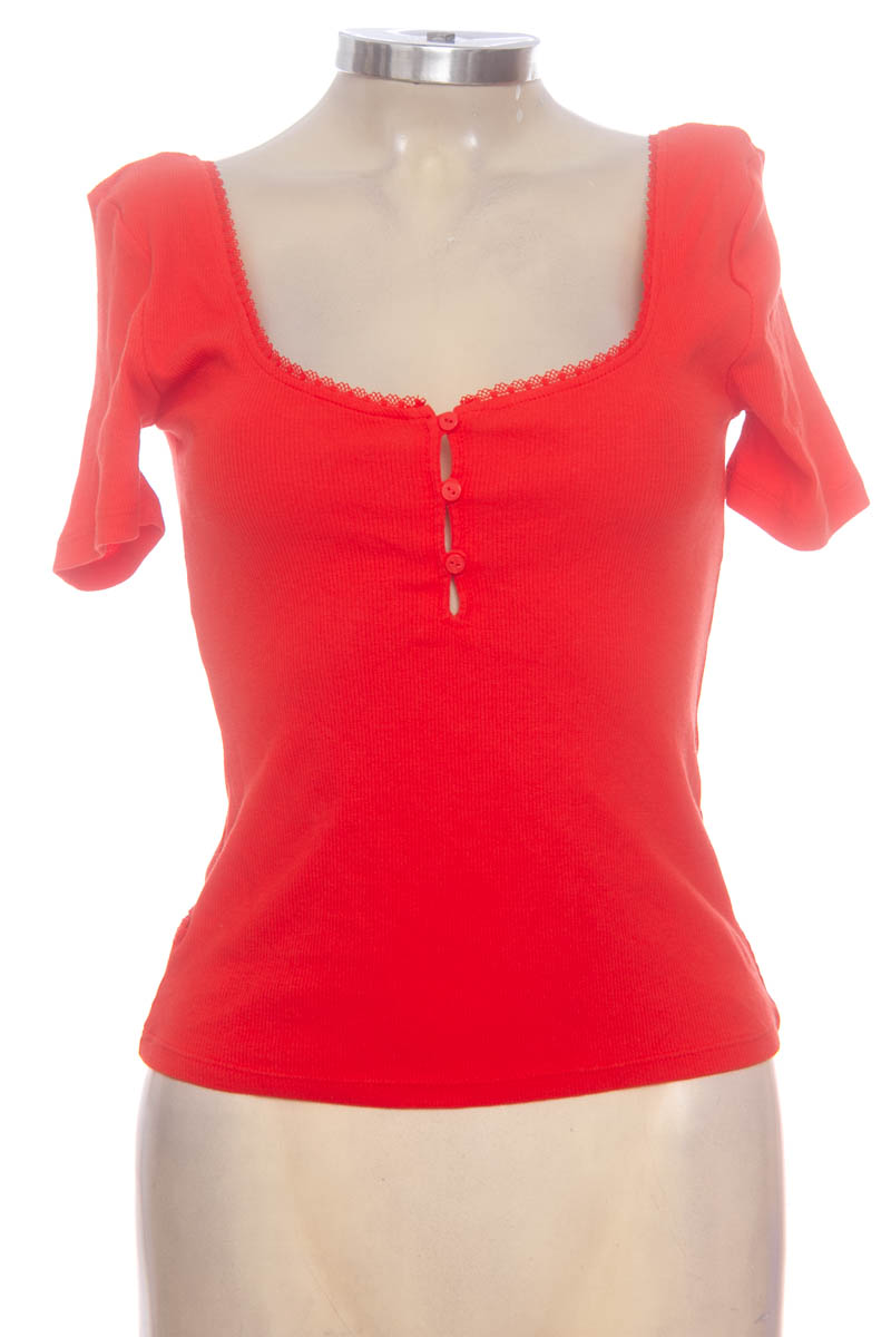 Top / Camiseta color Rojo - H&M