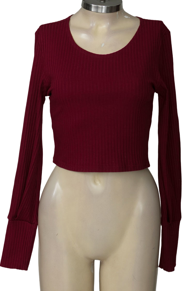 Sweater color Vinotinto - Closeando