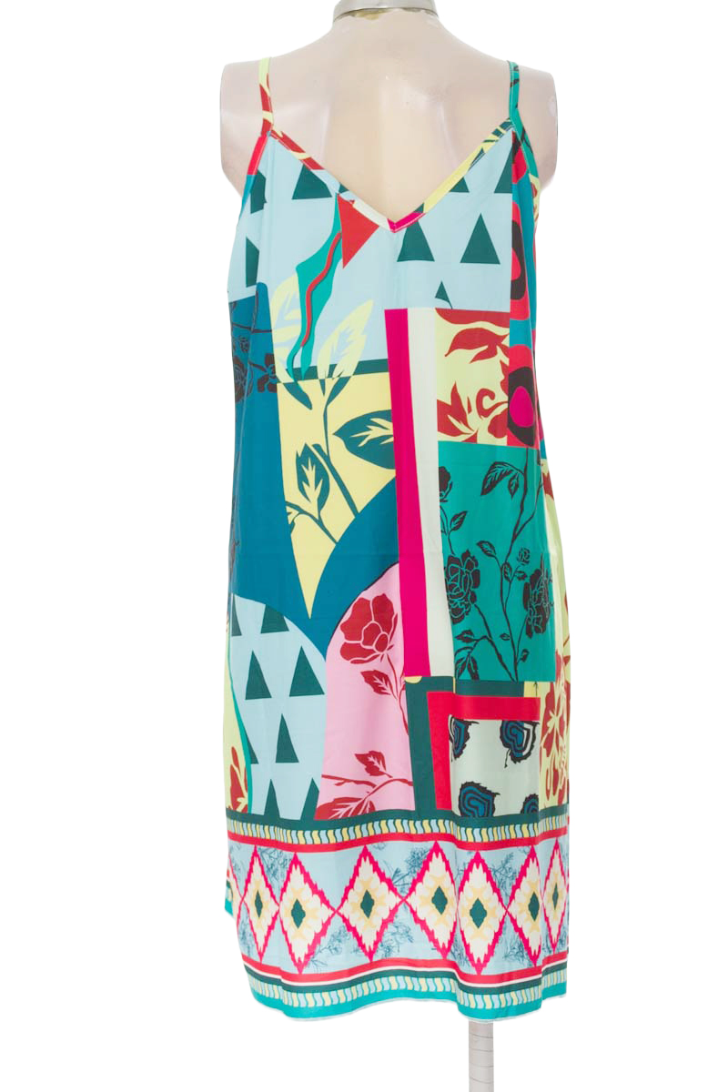 Vestido / Enterizo color Estampado - Closeando