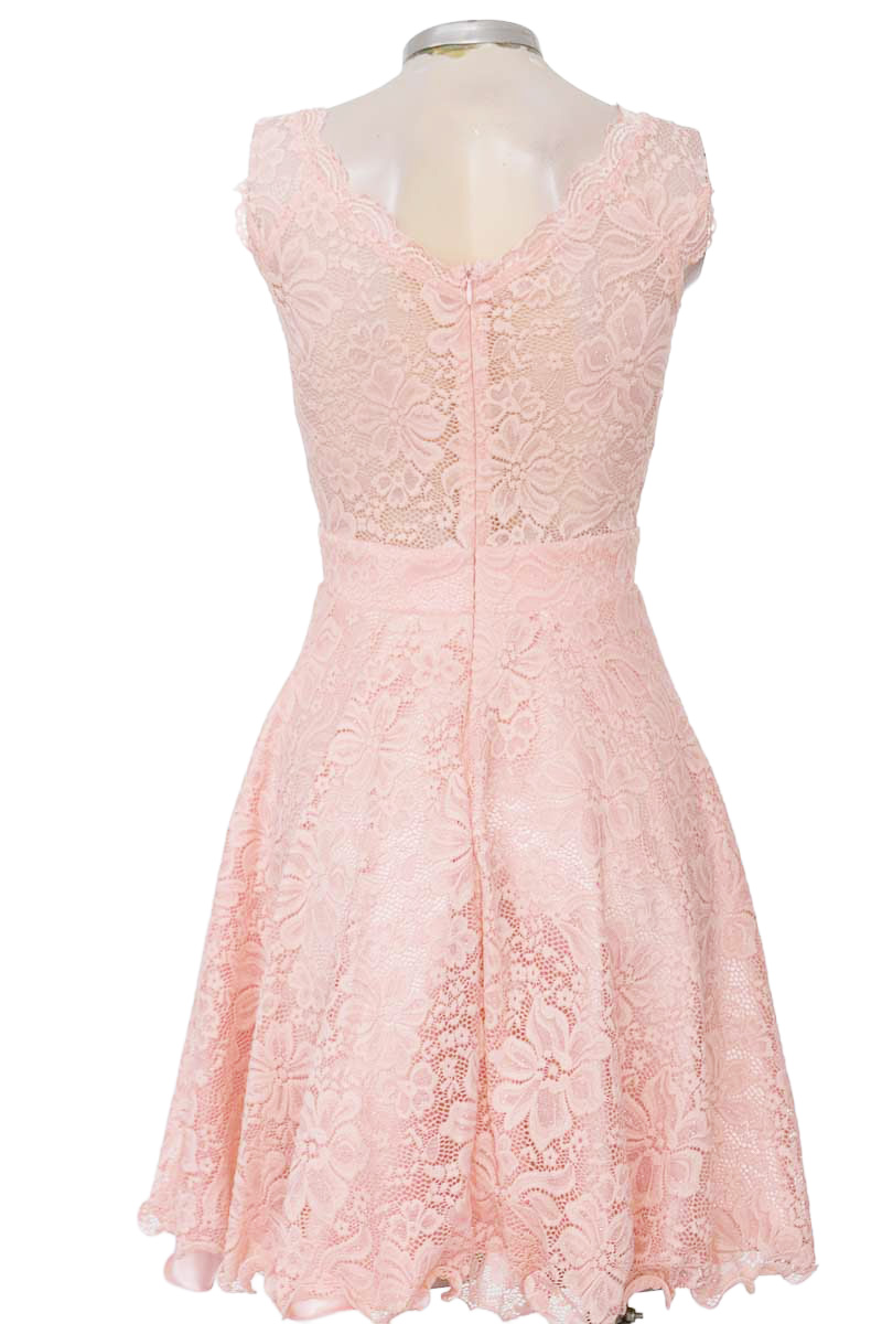 Vestido / Enterizo color Rosado - Ellas