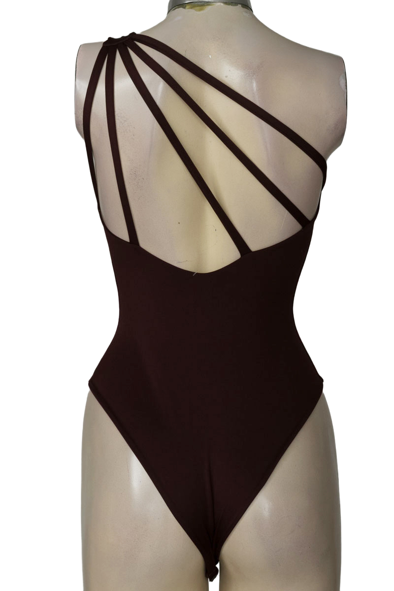 Top / Camiseta color Café - Closeando