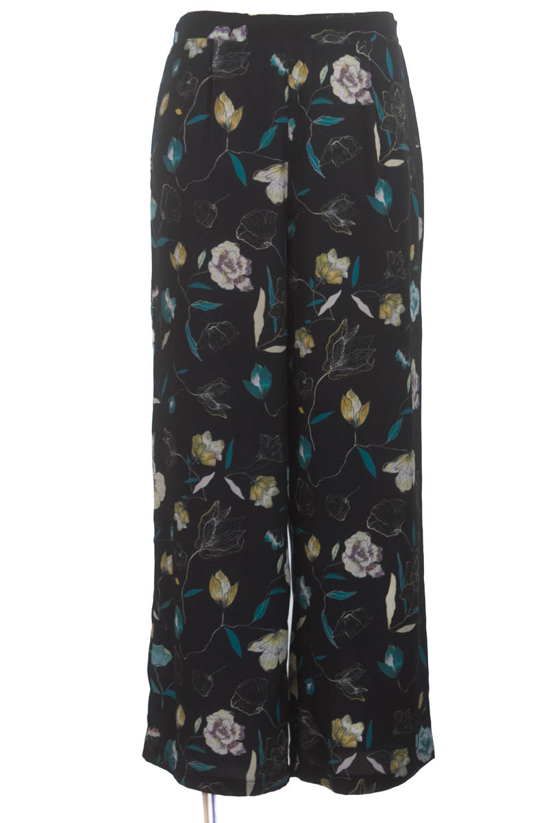 Pantalones color Negro - Pull & Bear