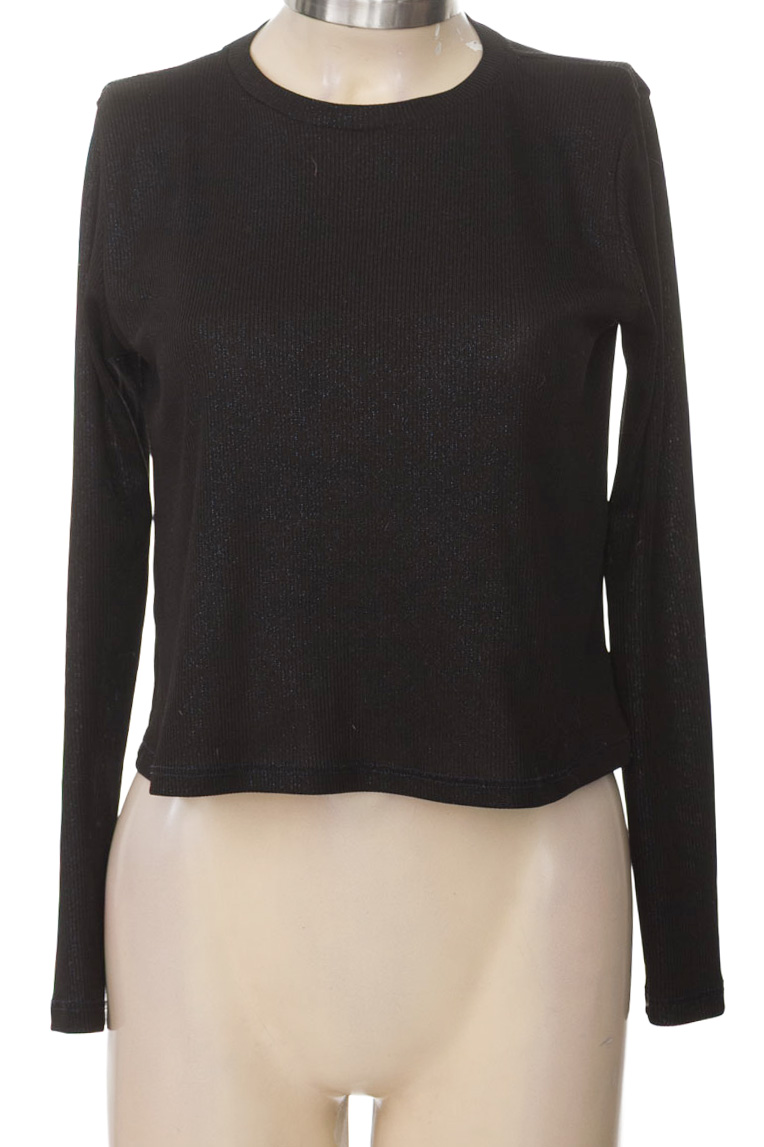 Top / Camiseta color Negro - MATTELSA