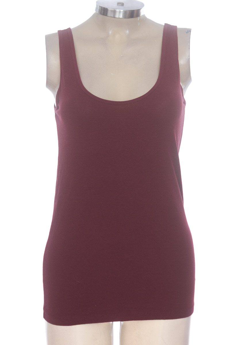 Top / Camiseta color Vinotinto - Old Navy