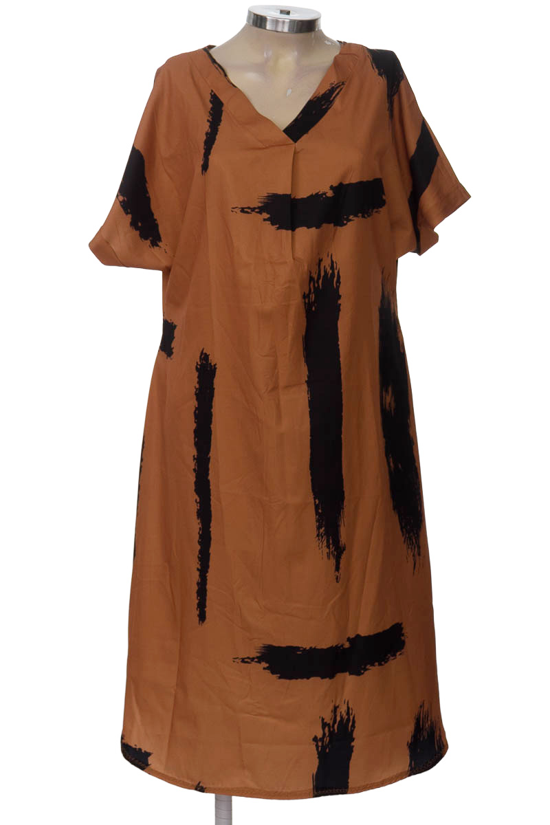 Vestido / Enterizo color Café - Closeando