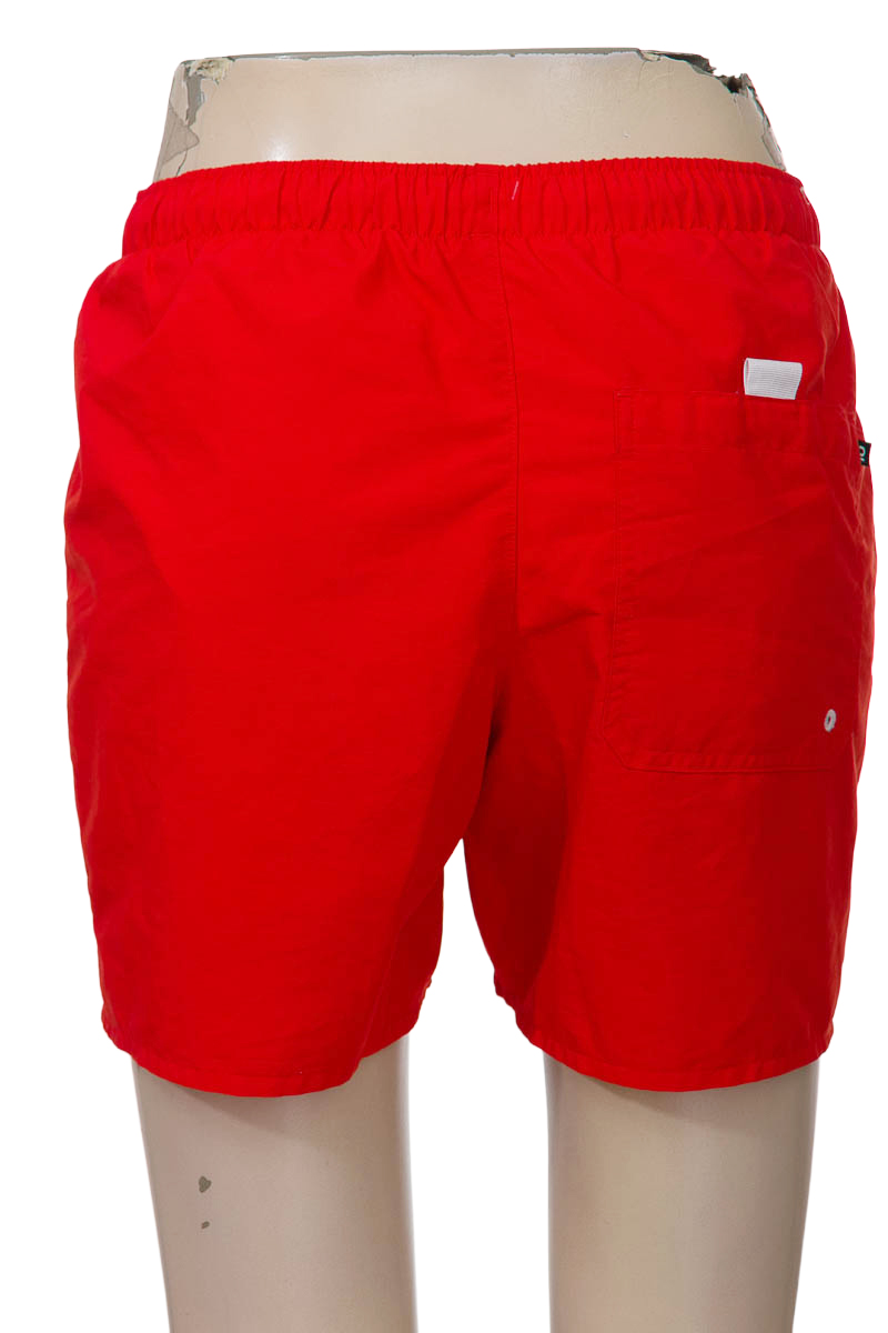 Ropa Deportiva color Rojo - DECATHLON
