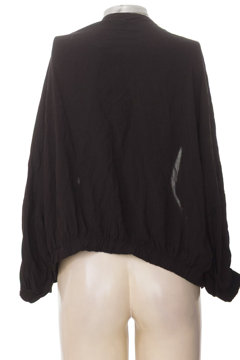 Blusa color Negro - Leonisa