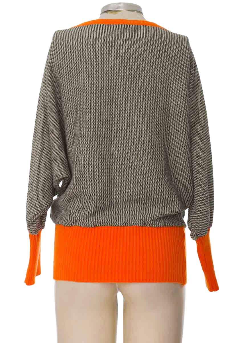 Sweater color Negro - ZOE